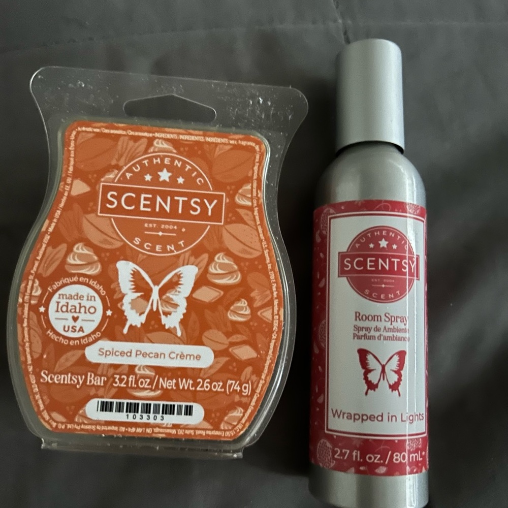 Scentsy Wrapped in Lights Room Spray and Wax Bar Set “Spiced Pecan Crème”